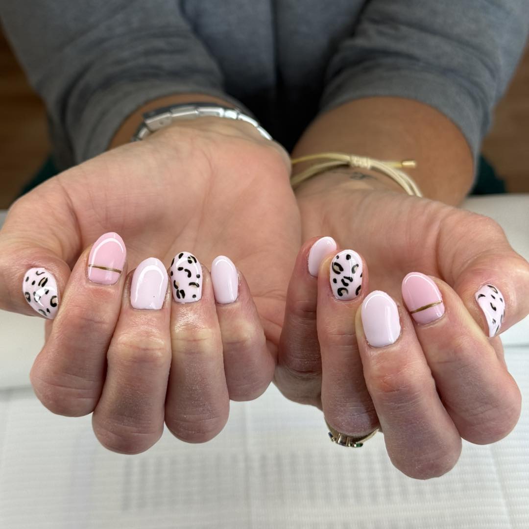 Custom nail art by Jaide