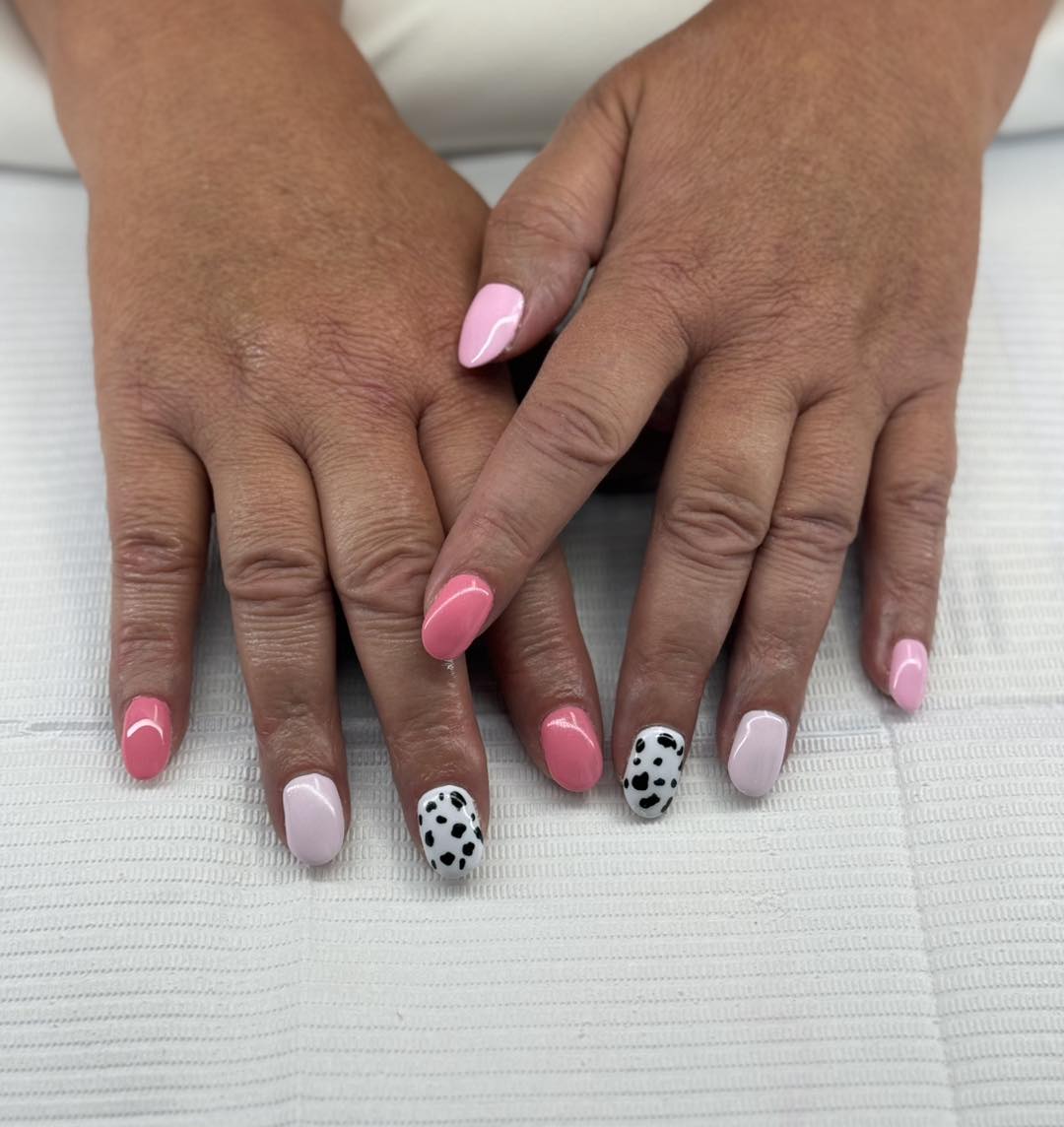 Custom nail art by Jaide